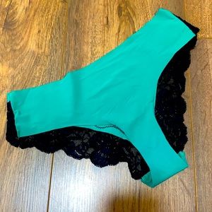LaSenza No Show Cheeky Panty Never Worn